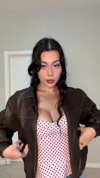 Julia alvarenga page leaked private photo uncensored HD quality