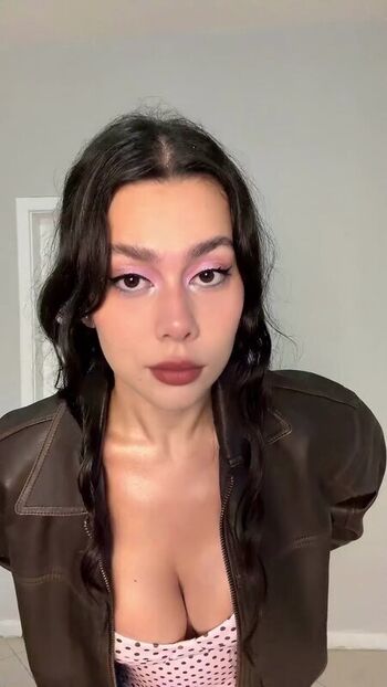 Julia alvarenga page leaked private photo uncensored HD quality