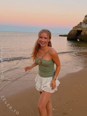 Julia beautx page leaked private photo uncensored HD quality