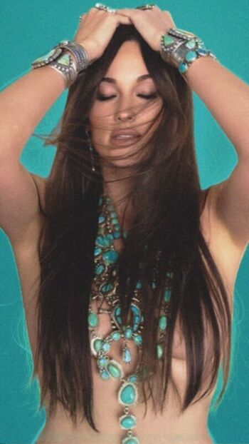 Kacey musgraves page leaked private photo uncensored HD quality