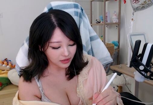 Kang hee yoon page leaked private photo uncensored HD quality