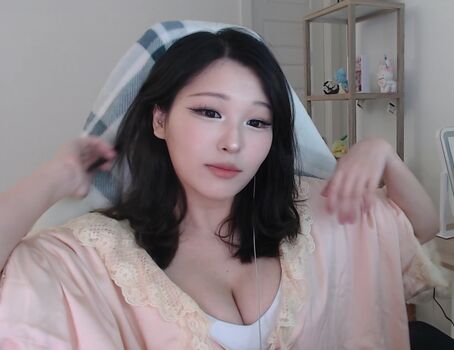 Kang hee yoon page leaked private photo uncensored HD quality