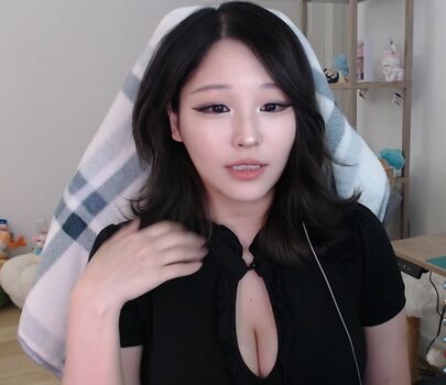 Kang hee yoon page leaked private photo uncensored HD quality