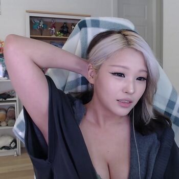 Kang hee yoon page leaked private photo uncensored HD quality