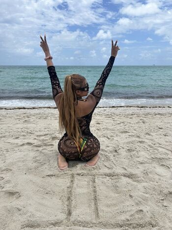 Kara frenchie shore leaked private photo uncensored HD quality
