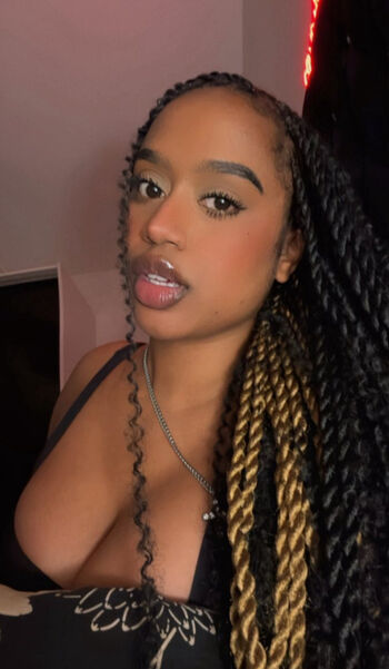 Kara frenchie shore leaked private photo uncensored HD quality