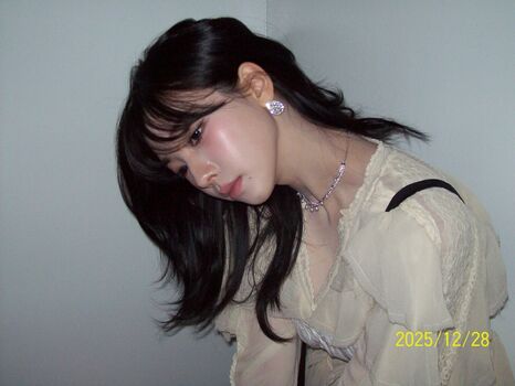 Katarinabluu  page leaked private photo uncensored HD quality