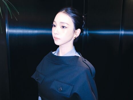 Katarinabluu  page leaked private photo uncensored HD quality