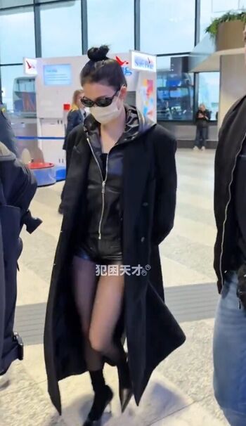 Katarinabluu  page leaked private photo uncensored HD quality