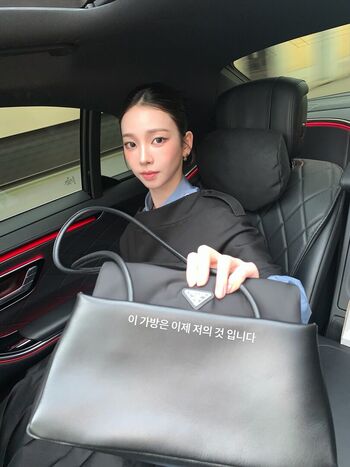 Katarinabluu  page leaked private photo uncensored HD quality