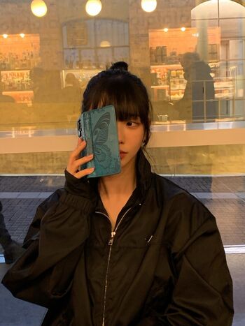 Katarinabluu  page leaked private photo uncensored HD quality