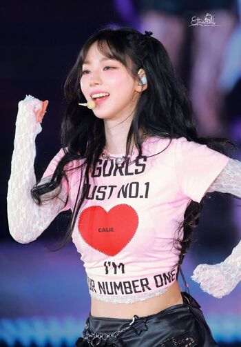 Katarinabluu  page leaked private photo uncensored HD quality