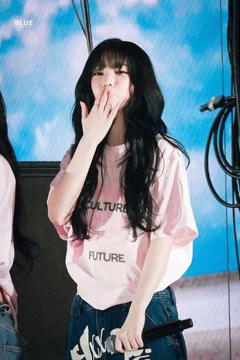 Katarinabluu  page leaked private photo uncensored HD quality