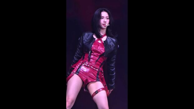 Katarinabluu  page leaked private photo uncensored HD quality