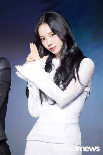 Katarinabluu  page leaked private photo uncensored HD quality