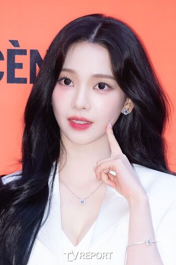 Katarinabluu  page leaked private photo uncensored HD quality