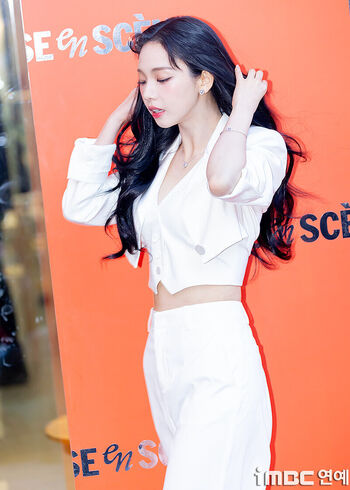 Katarinabluu  page leaked private photo uncensored HD quality