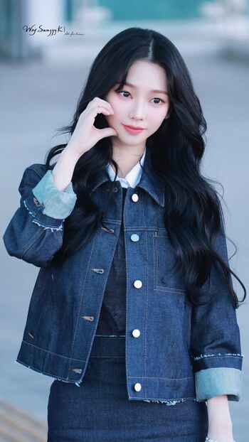 Katarinabluu  page leaked private photo uncensored HD quality