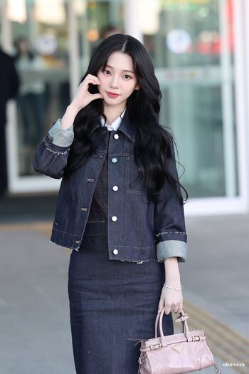 Katarinabluu  page leaked private photo uncensored HD quality