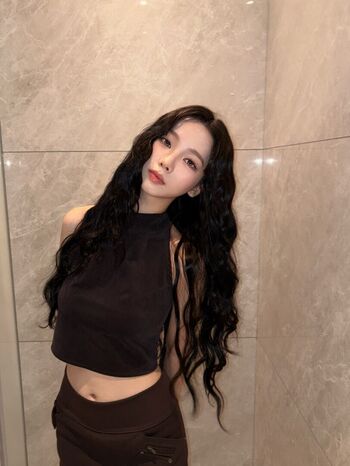 Katarinabluu  page leaked private photo uncensored HD quality