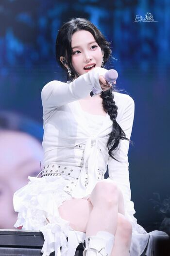 Katarinabluu  page leaked private photo uncensored HD quality