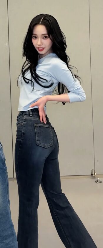 Katarinabluu  page leaked private photo uncensored HD quality