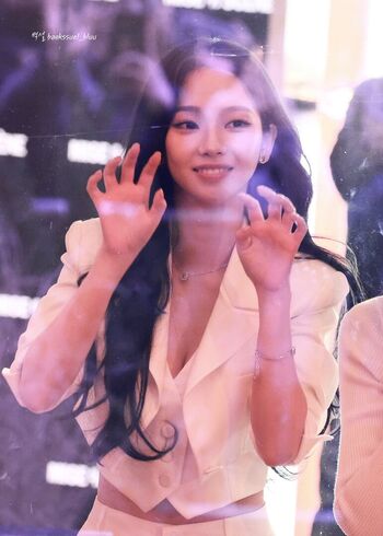 Katarinabluu  page leaked private photo uncensored HD quality