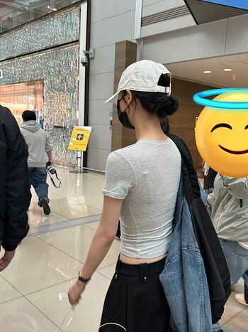 Katarinabluu  page leaked private photo uncensored HD quality