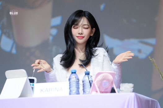 Katarinabluu  page leaked private photo uncensored HD quality