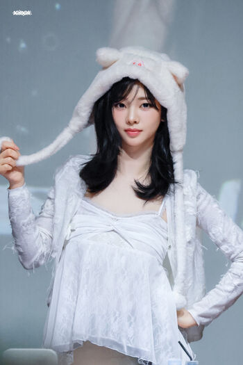 Katarinabluu  page leaked private photo uncensored HD quality