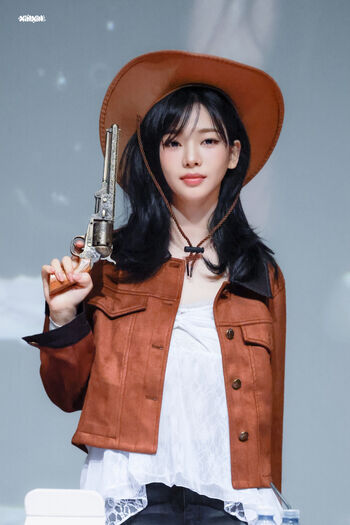 Katarinabluu  page leaked private photo uncensored HD quality