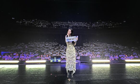 Katarinabluu  page leaked private photo uncensored HD quality