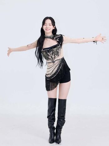 Katarinabluu  page leaked private photo uncensored HD quality