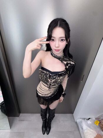 Katarinabluu  page leaked private photo uncensored HD quality