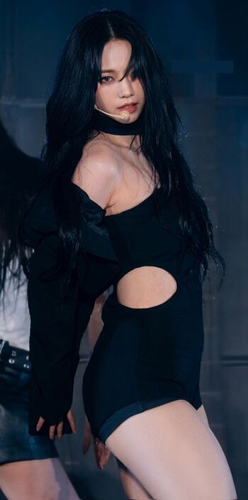 Katarinabluu  page leaked private photo uncensored HD quality