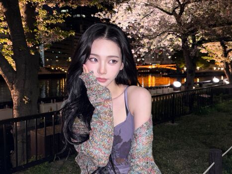 Katarinabluu  page leaked private photo uncensored HD quality