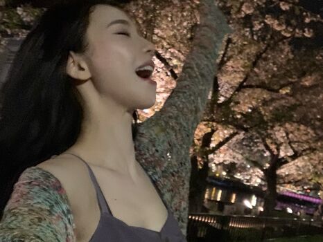 Katarinabluu  page leaked private photo uncensored HD quality