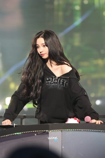 Katarinabluu  page leaked private photo uncensored HD quality