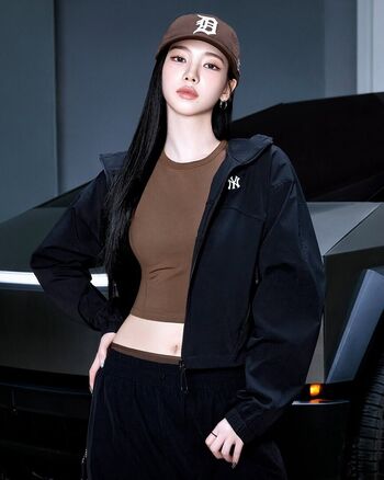 Katarinabluu  page leaked private photo uncensored HD quality