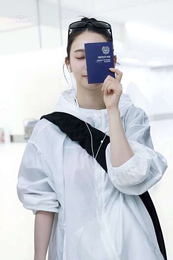 Katarinabluu leaked private photo uncensored HD quality