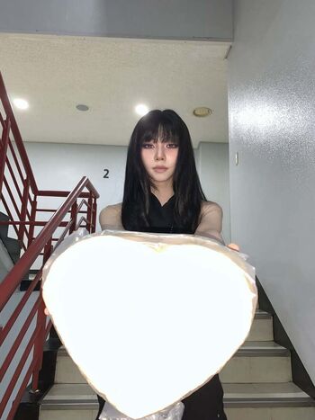 Katarinabluu  page leaked private photo uncensored HD quality