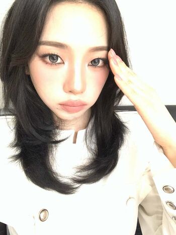 Katarinabluu  page leaked private photo uncensored HD quality
