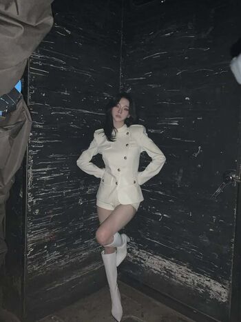 Katarinabluu  page leaked private photo uncensored HD quality
