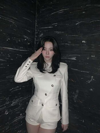 Katarinabluu  page leaked private photo uncensored HD quality