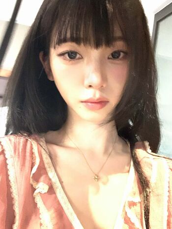Katarinabluu  page leaked private photo uncensored HD quality