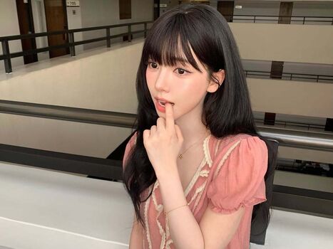 Katarinabluu  page leaked private photo uncensored HD quality