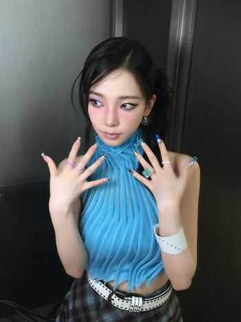 Katarinabluu  page leaked private photo uncensored HD quality
