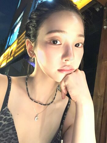 Katarinabluu  page leaked private photo uncensored HD quality