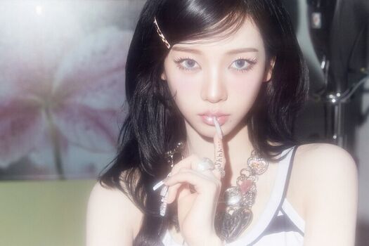 Katarinabluu  page leaked private photo uncensored HD quality