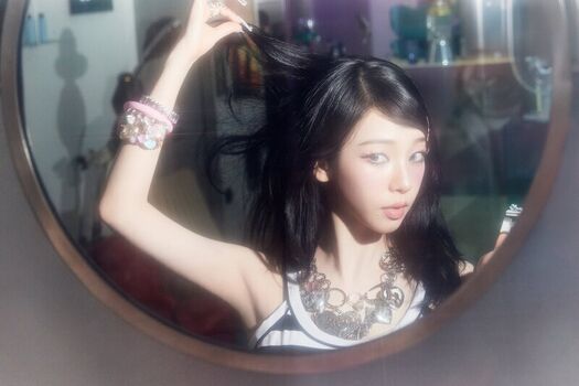Katarinabluu  page leaked private photo uncensored HD quality